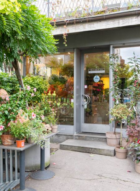 Laden Vorplatz